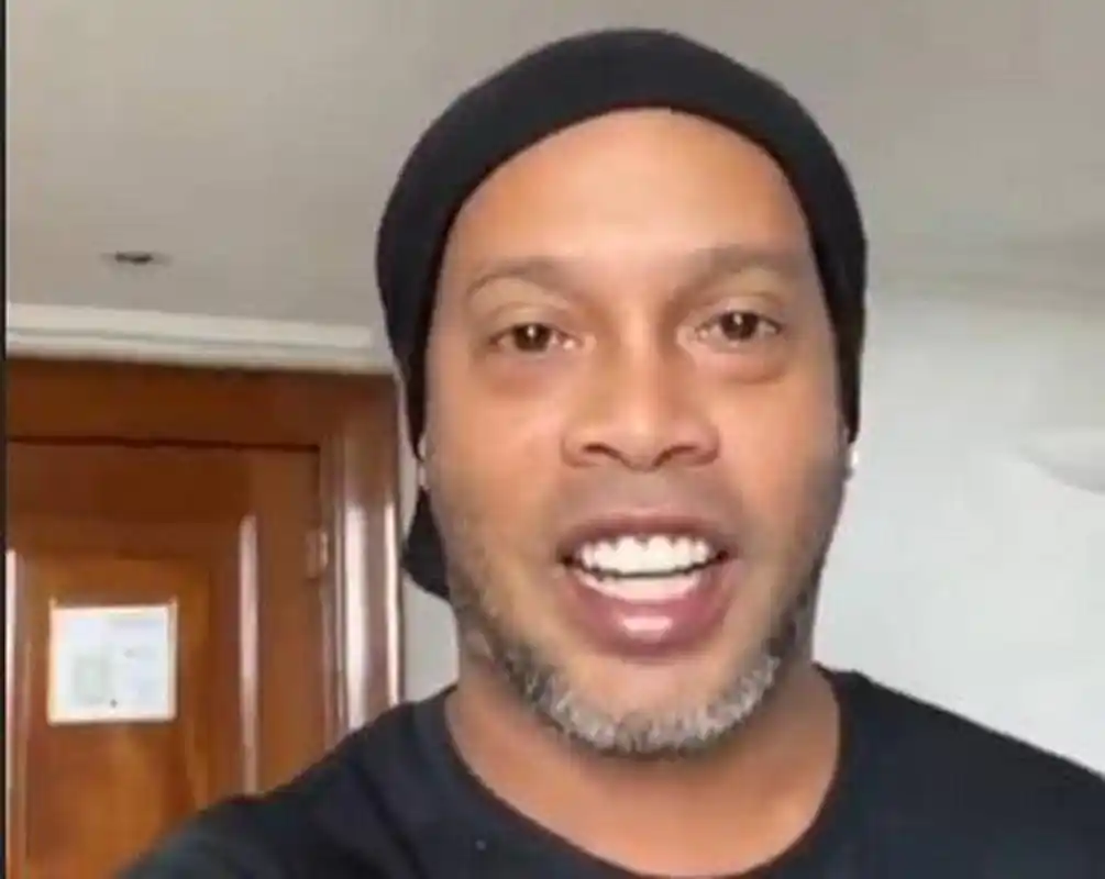 不仅激励了 不仅激励了